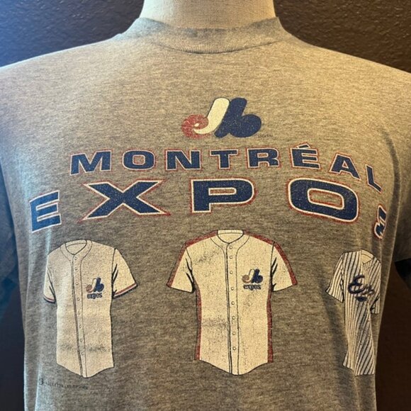 Vintage 2000's Montreal Expos MLB Grey T Shirt - Picture 1 of 2